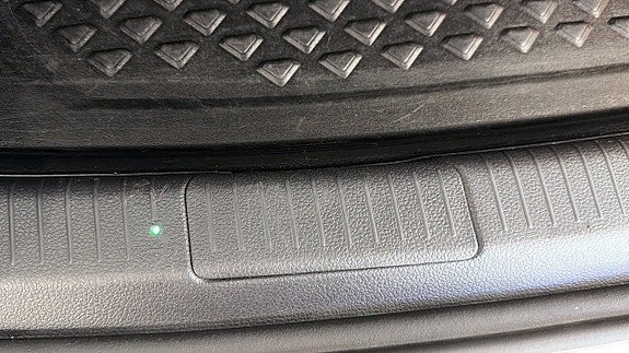 Vehicle Image 22