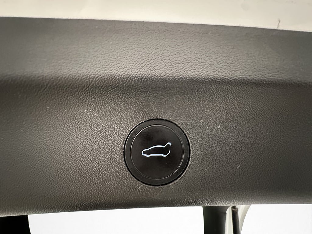 Vehicle Image 27