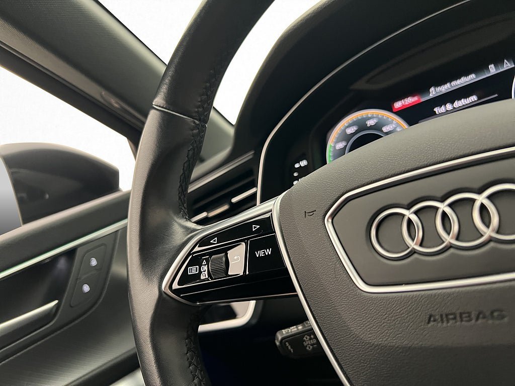 Vehicle Image 28