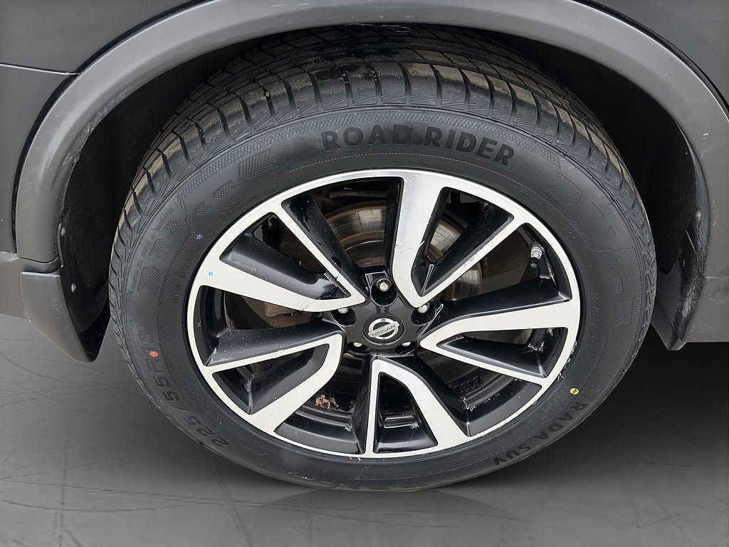 Vehicle Image 30