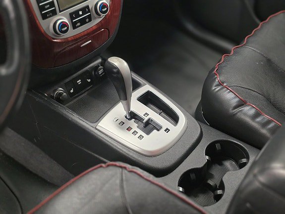 Vehicle Image 7