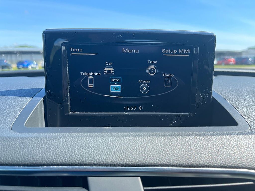 Vehicle Image 15