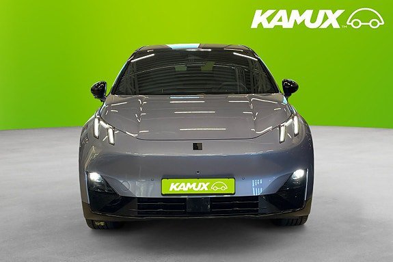 Vehicle Image 6