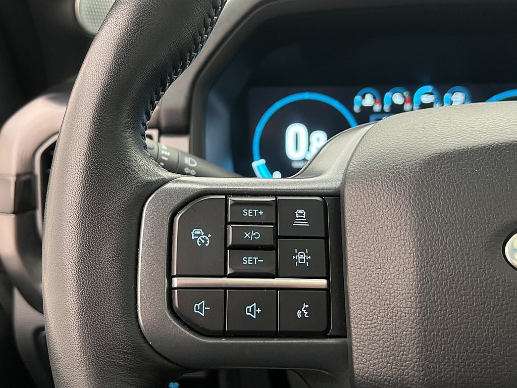 Vehicle Image 22