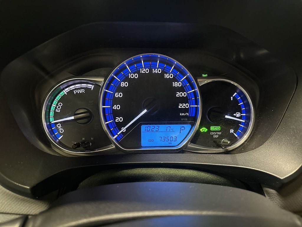 Vehicle Image 11