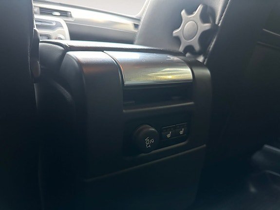 Vehicle Image 26