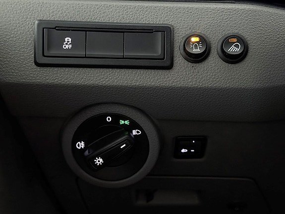 Vehicle Image 28