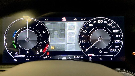 Vehicle Image 24
