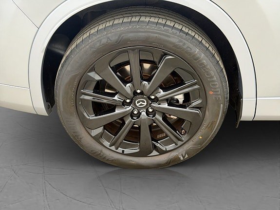 Vehicle Image 33