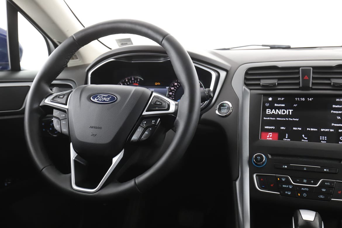 Vehicle Image 14