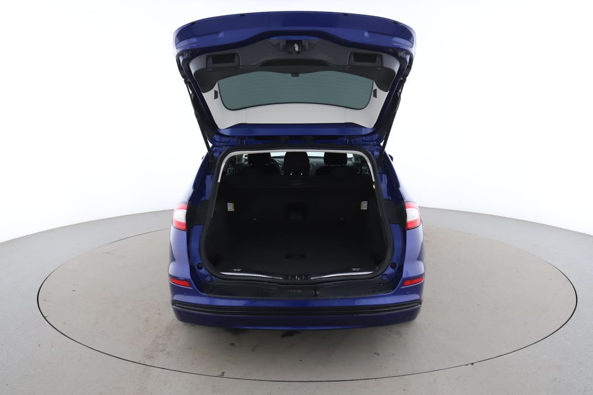 Vehicle Image 17