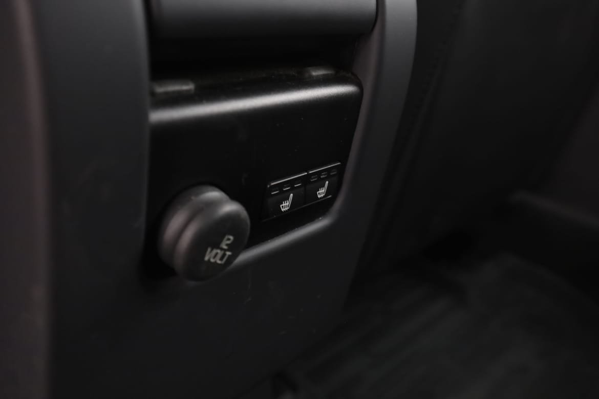 Vehicle Image 38