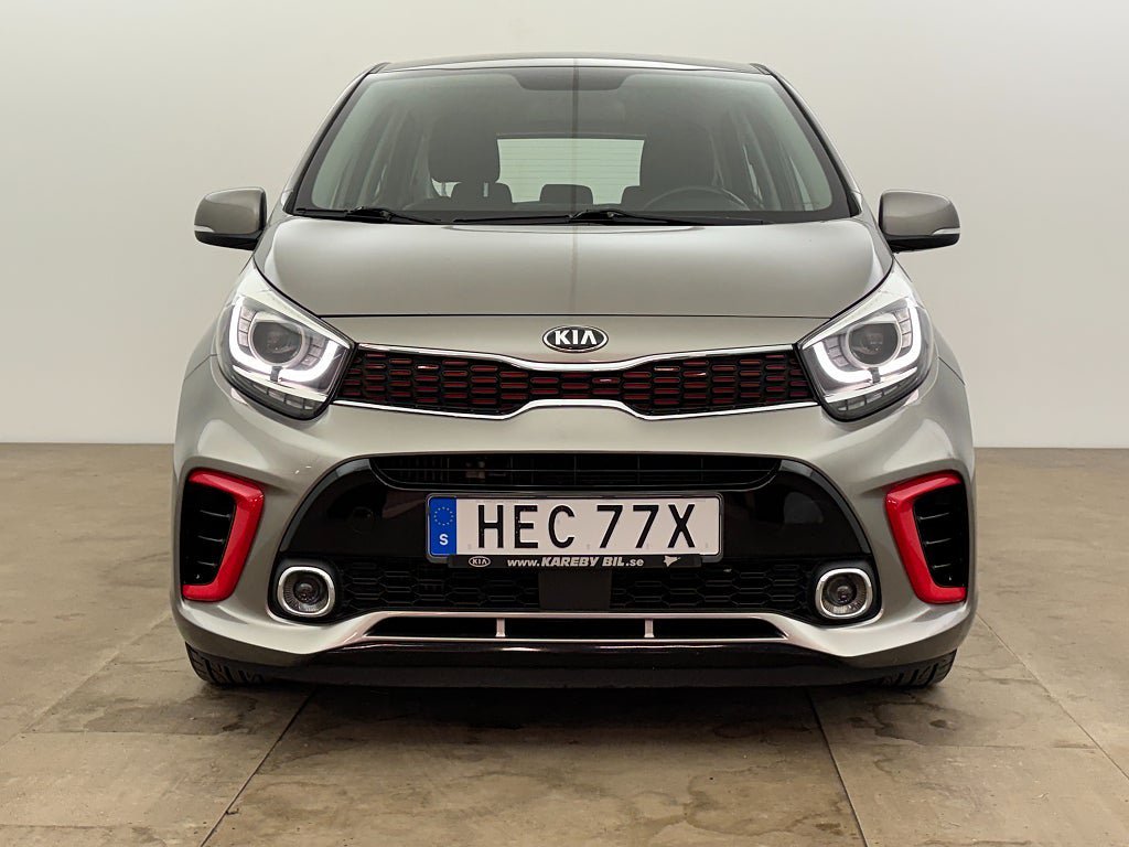 Vehicle Image 9