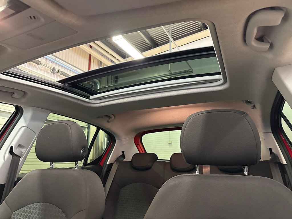 Vehicle Image 22