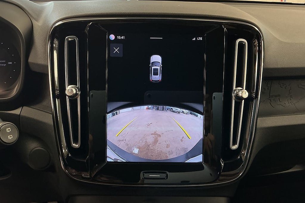 Vehicle Image 18