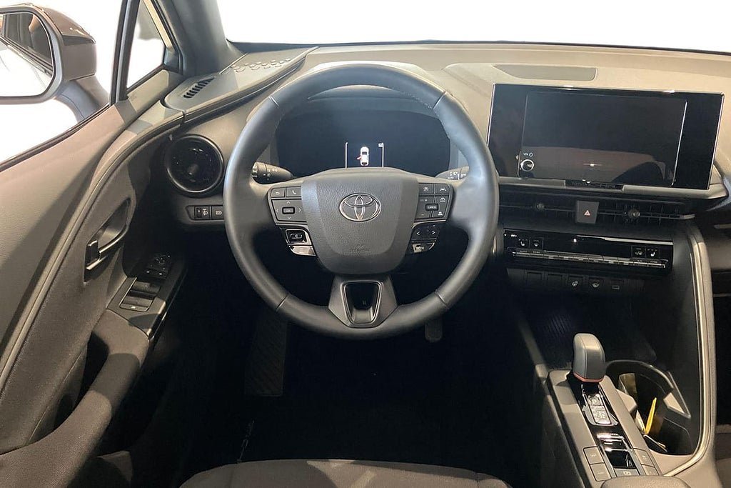 Vehicle Image 10
