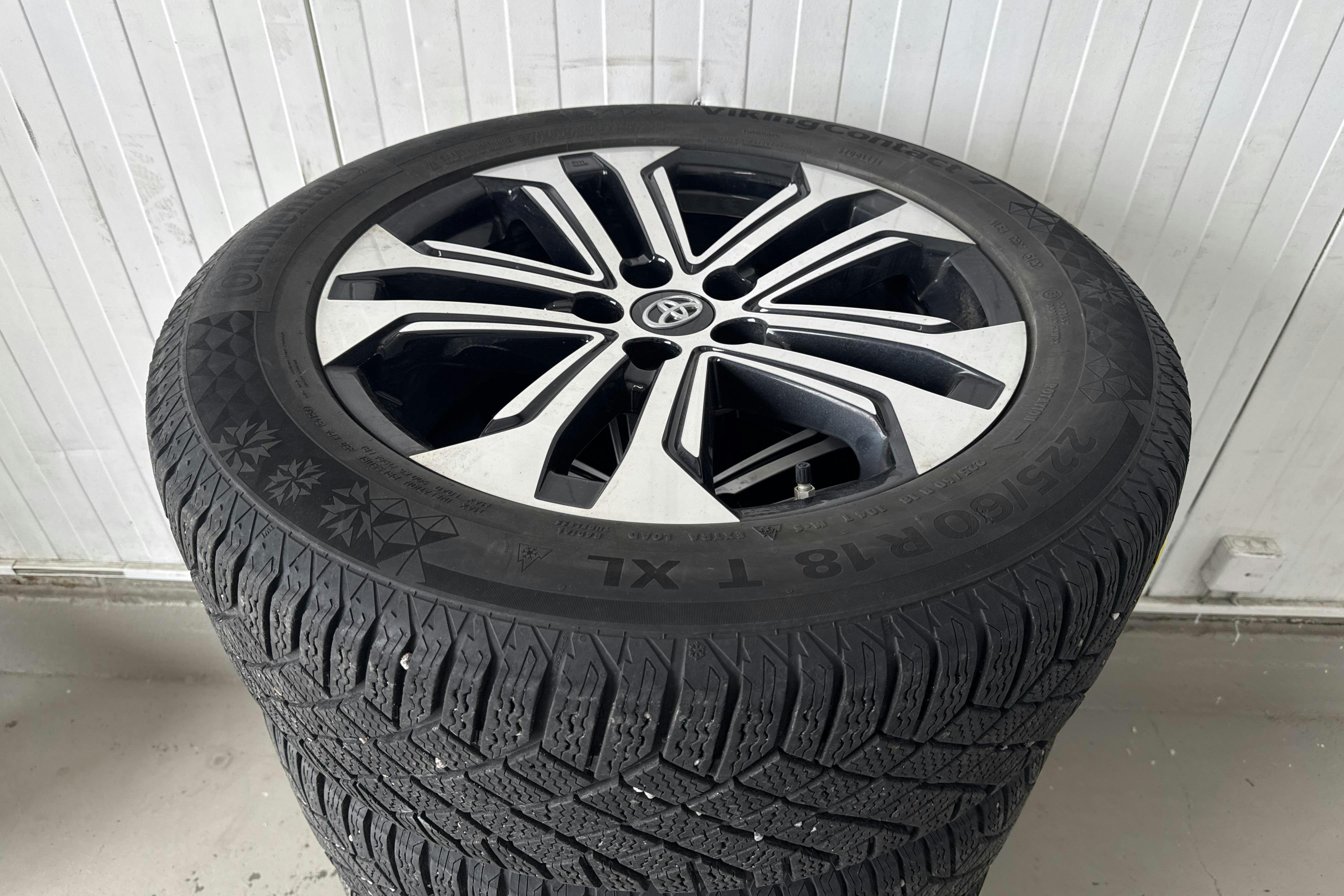 Vehicle Image 18