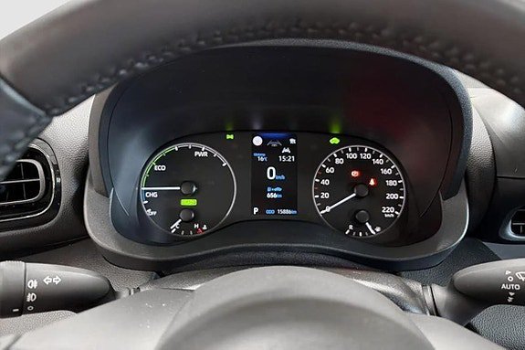 Vehicle Image 11