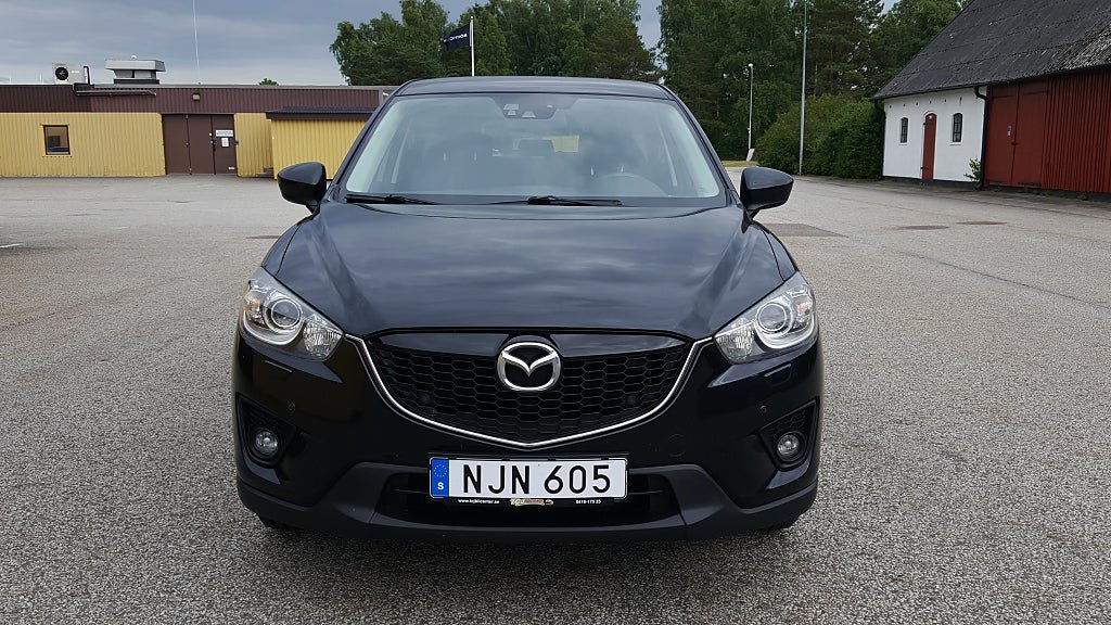 Vehicle Image 12