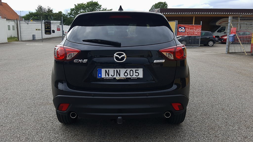 Vehicle Image 13