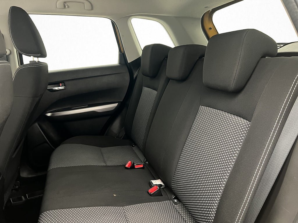 Vehicle Image 22