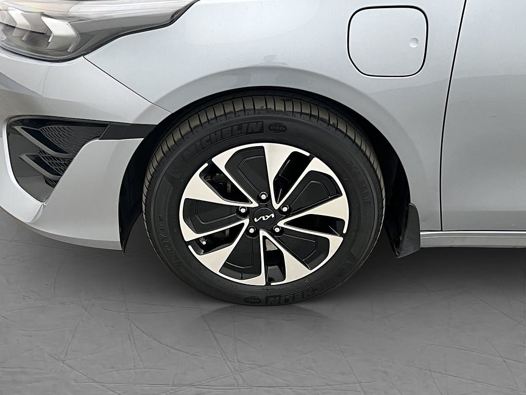 Vehicle Image 31