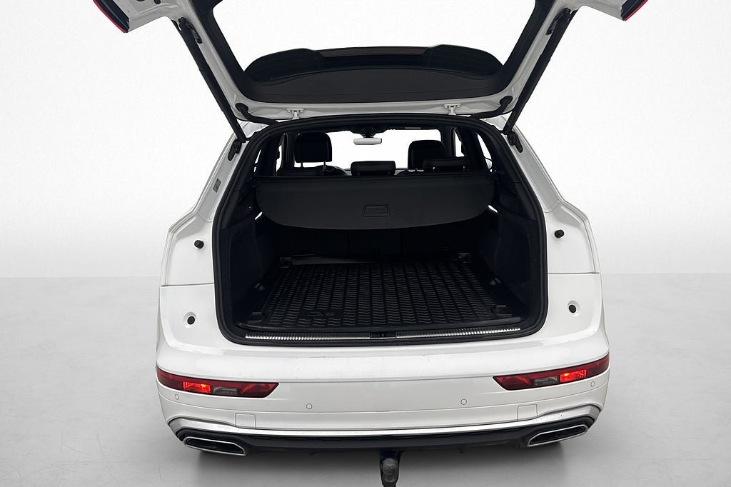 Vehicle Image 36