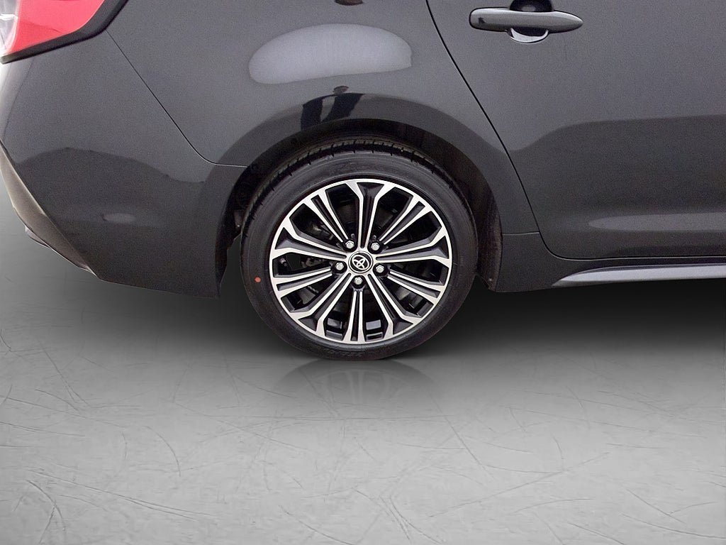Vehicle Image 30