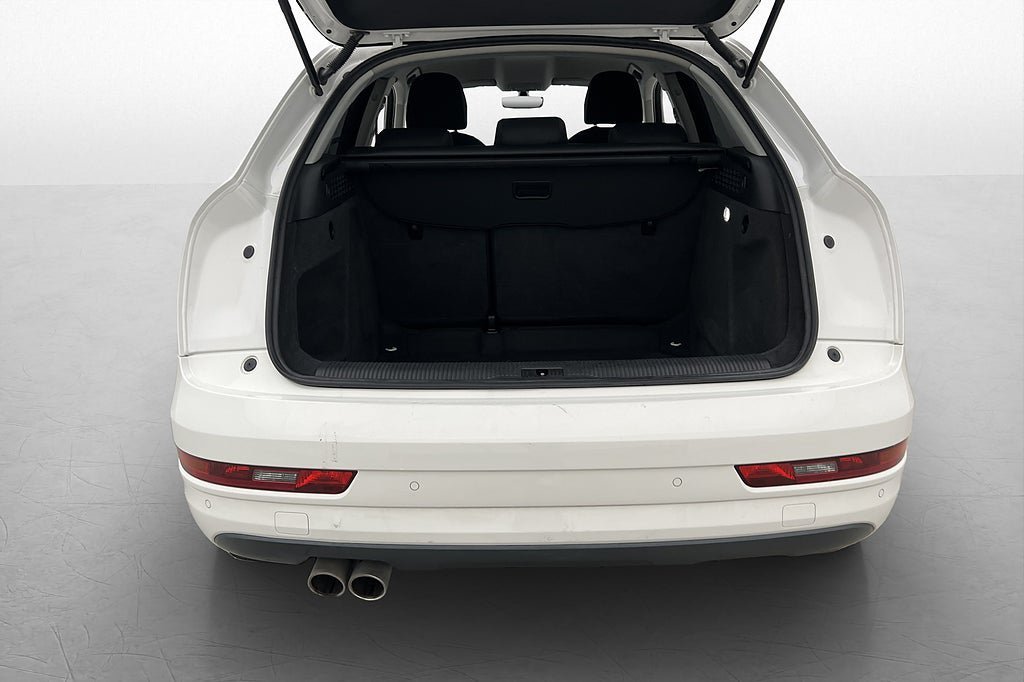 Vehicle Image 23