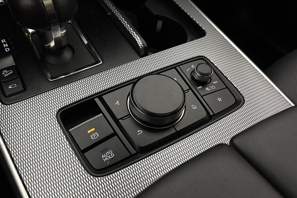 Vehicle Image 26
