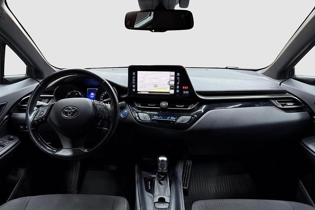 Vehicle Image 11