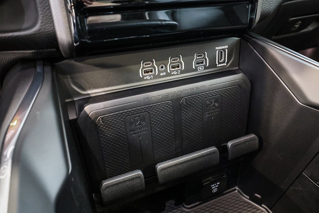 Vehicle Image 33