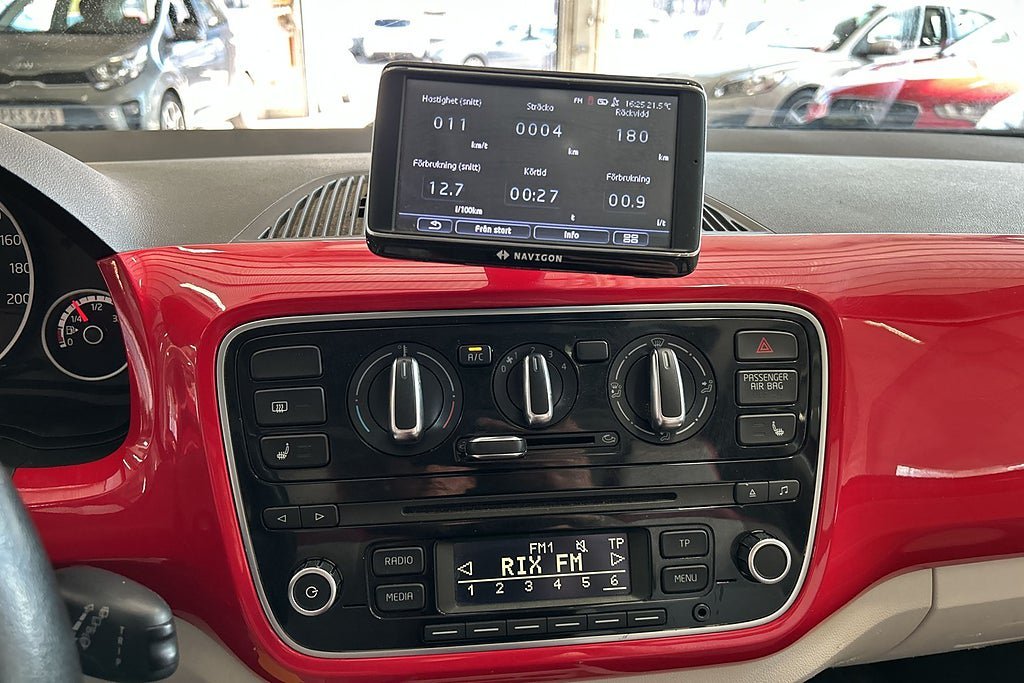 Vehicle Image 15