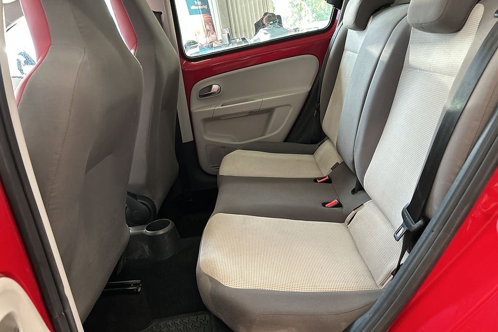 Vehicle Image 17