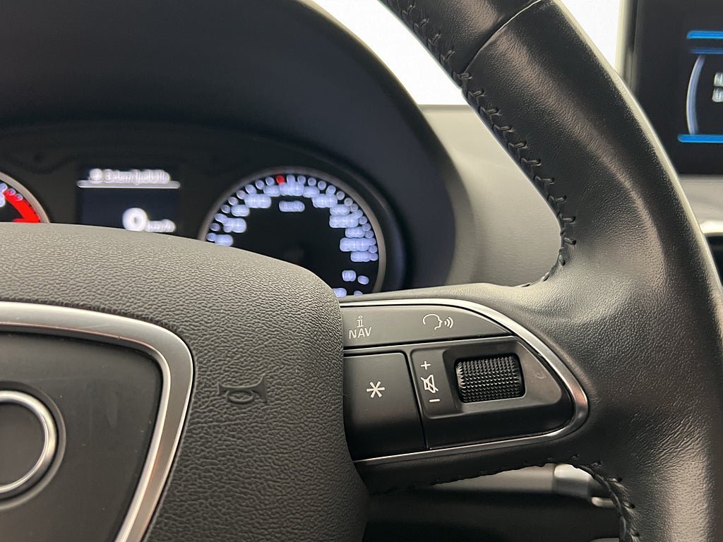 Vehicle Image 26