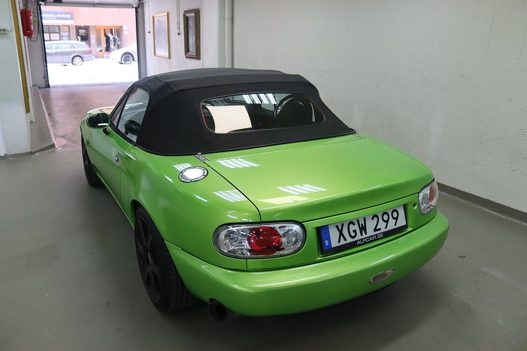 Vehicle Image 6