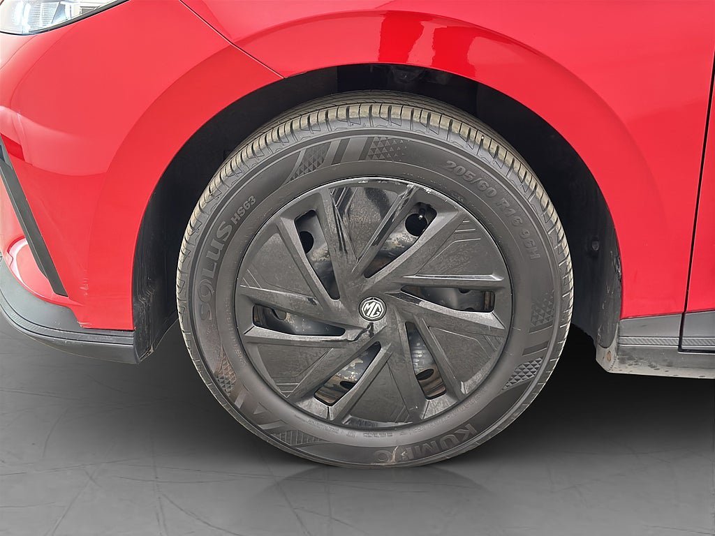 Vehicle Image 27