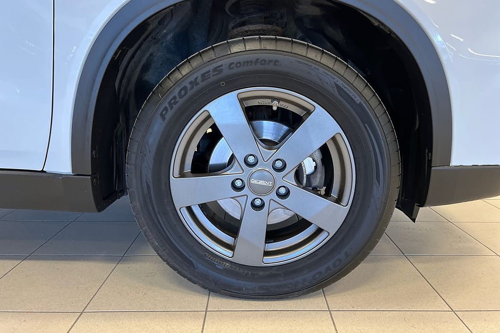 Vehicle Image 15