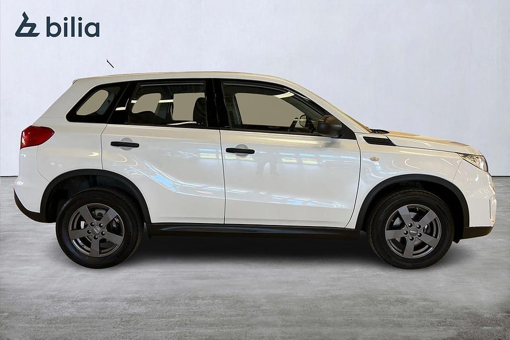 Vehicle Image 16
