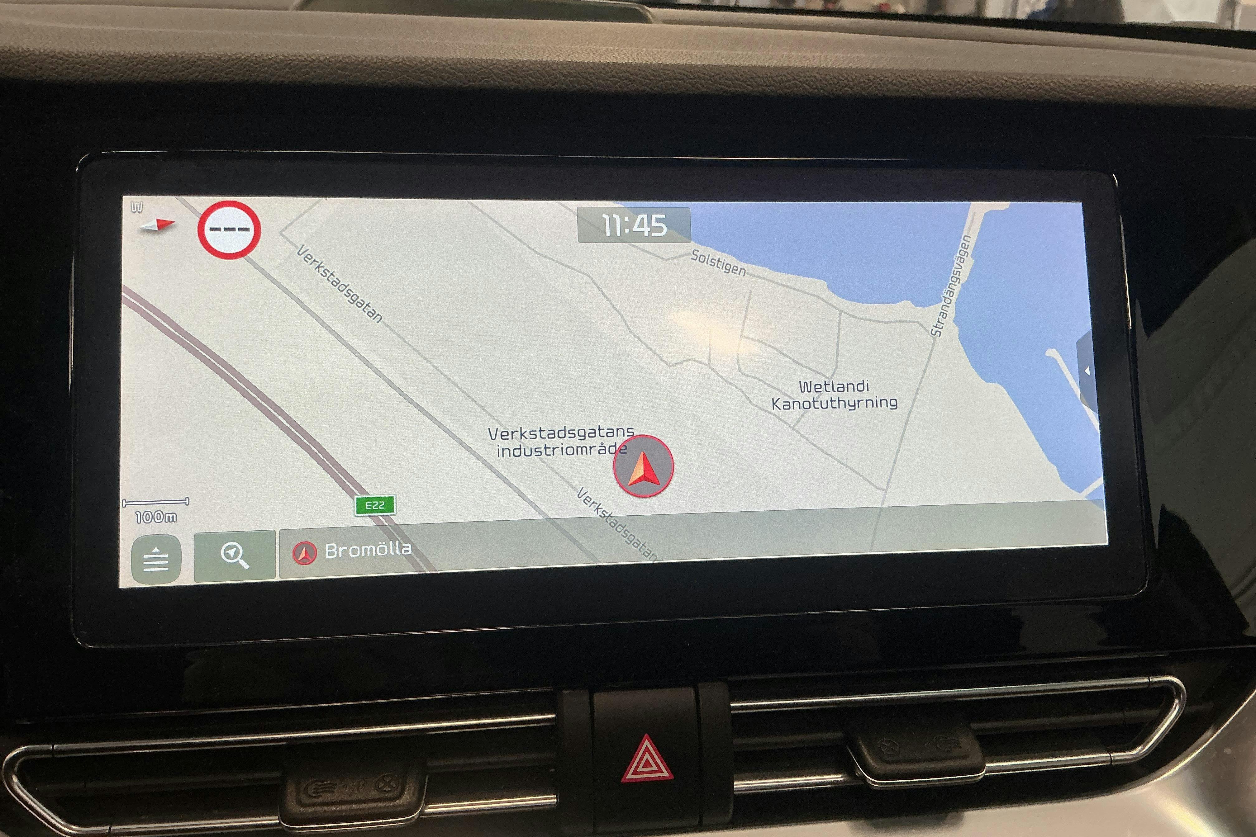 Vehicle Image 11