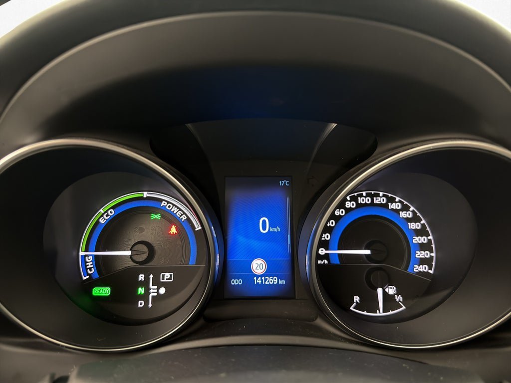 Vehicle Image 17