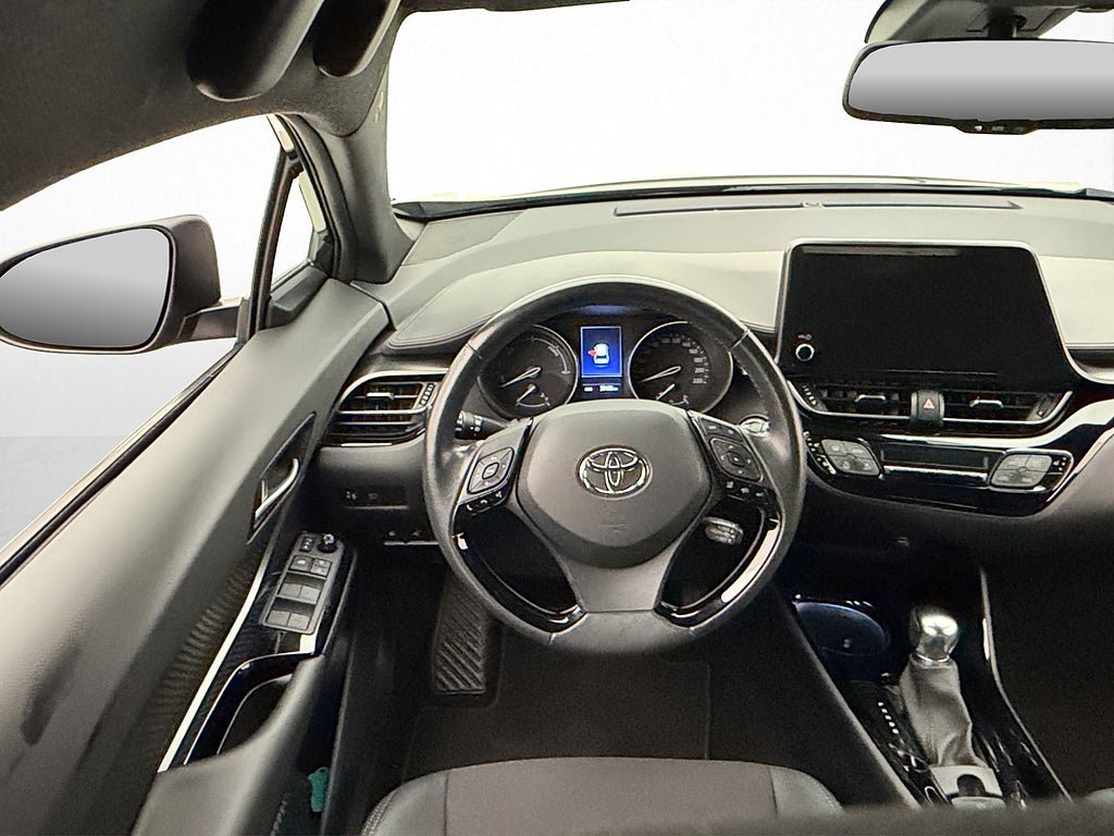 Vehicle Image 13
