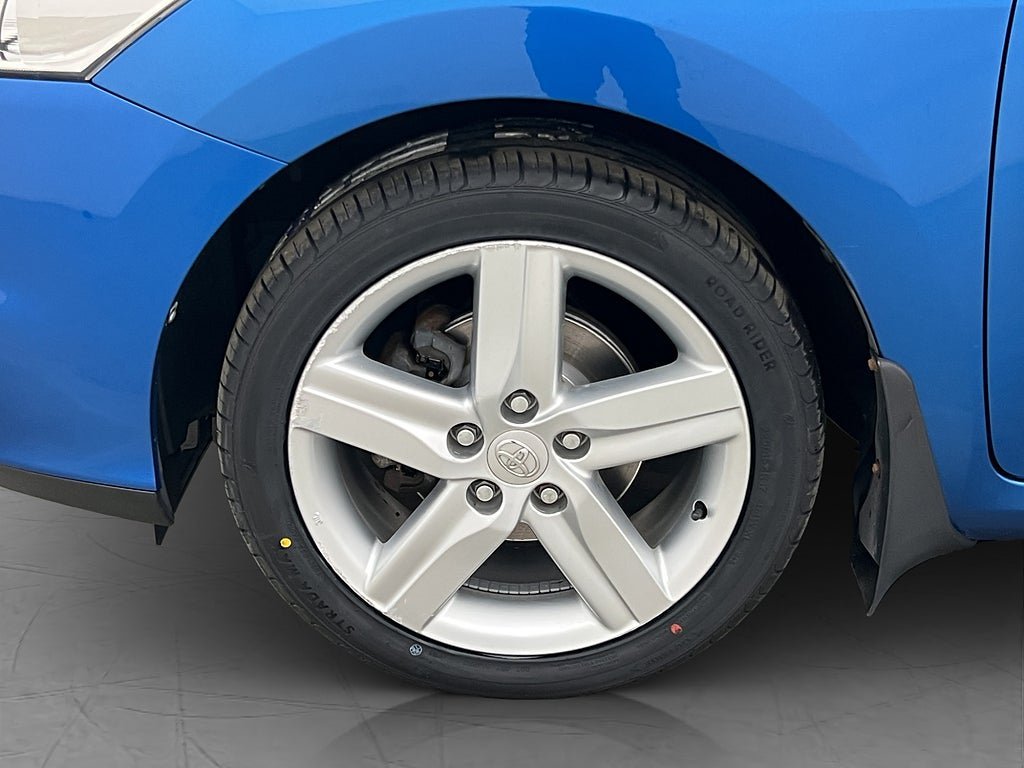 Vehicle Image 23