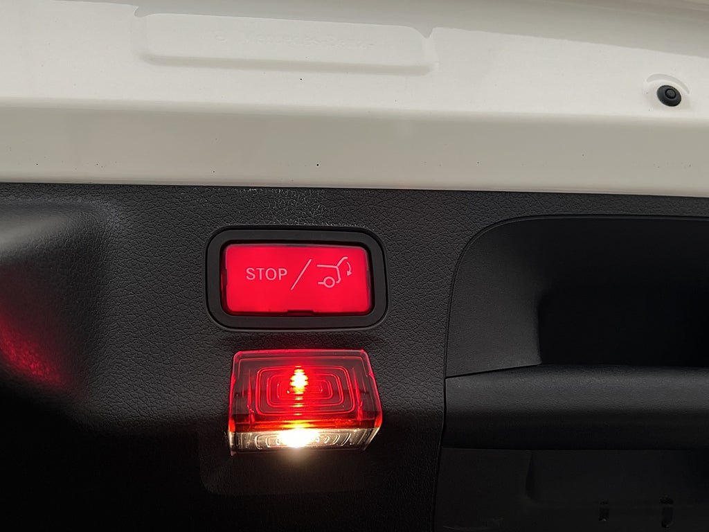 Vehicle Image 27