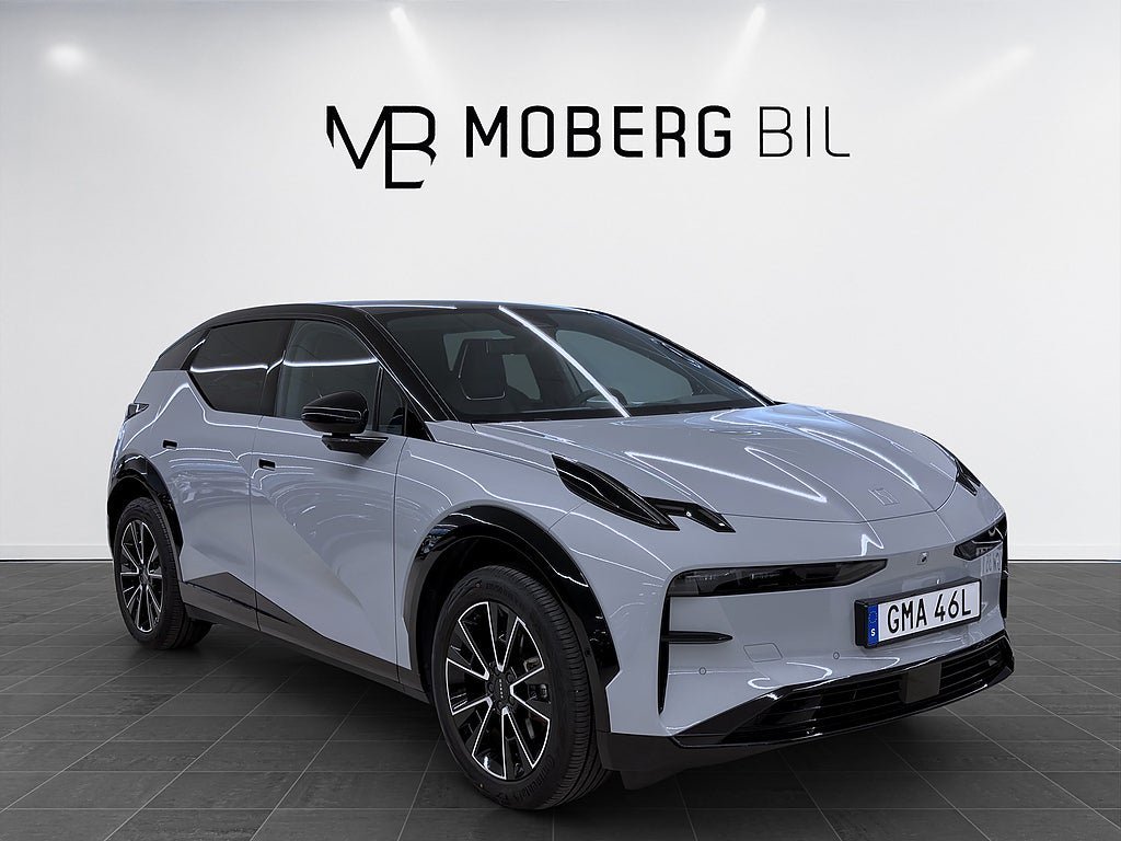 Vehicle Image 6