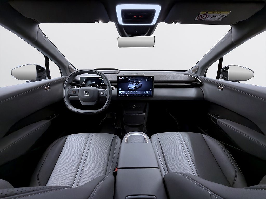 Vehicle Image 10