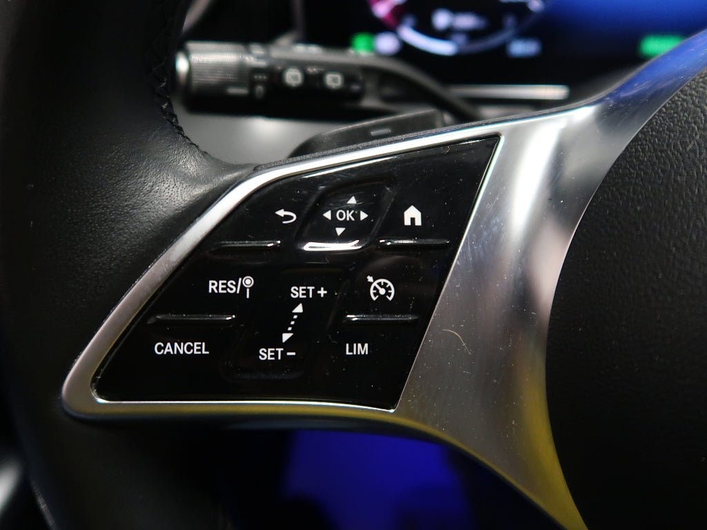 Vehicle Image 33