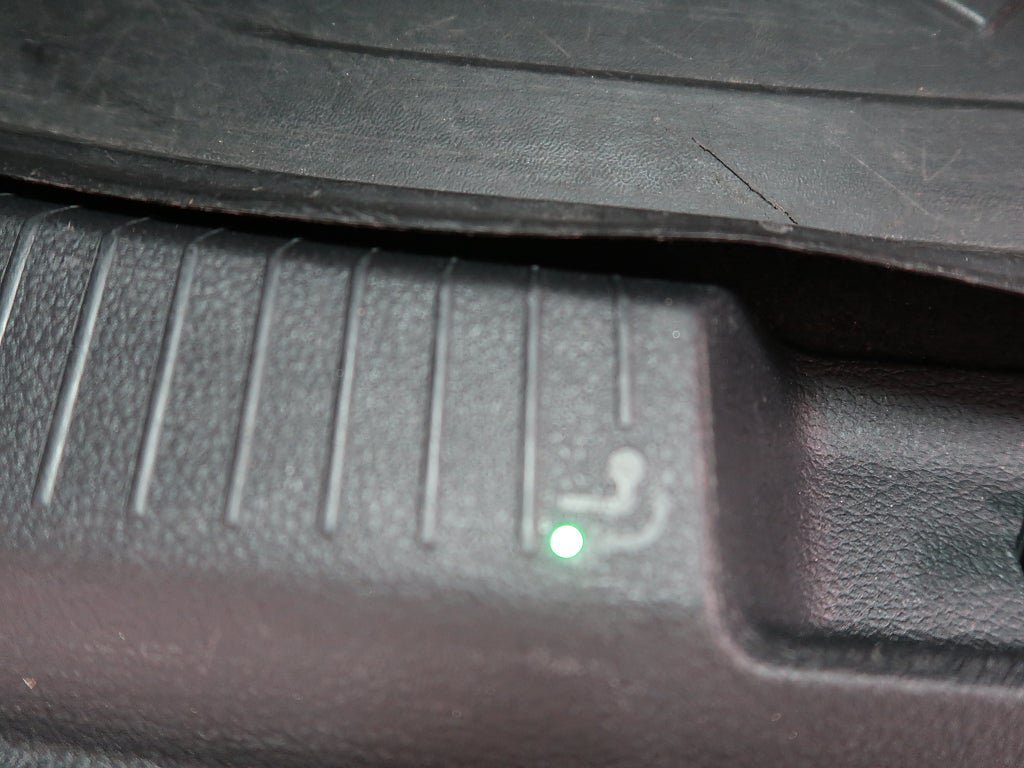 Vehicle Image 25