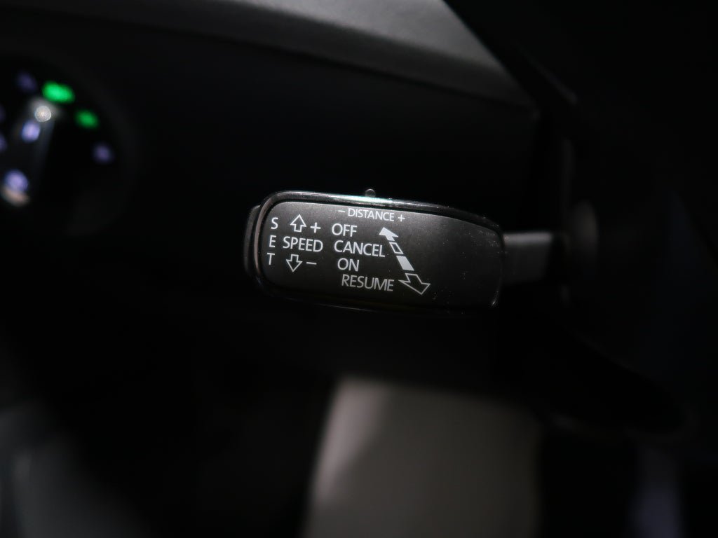 Vehicle Image 38