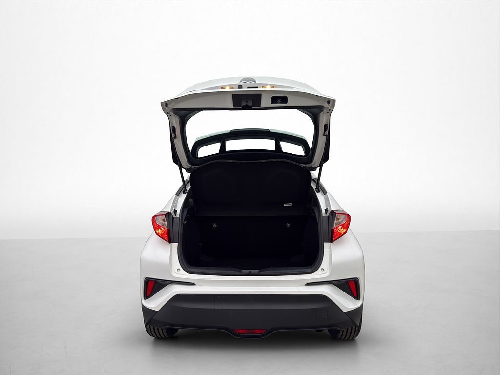 Vehicle Image 9